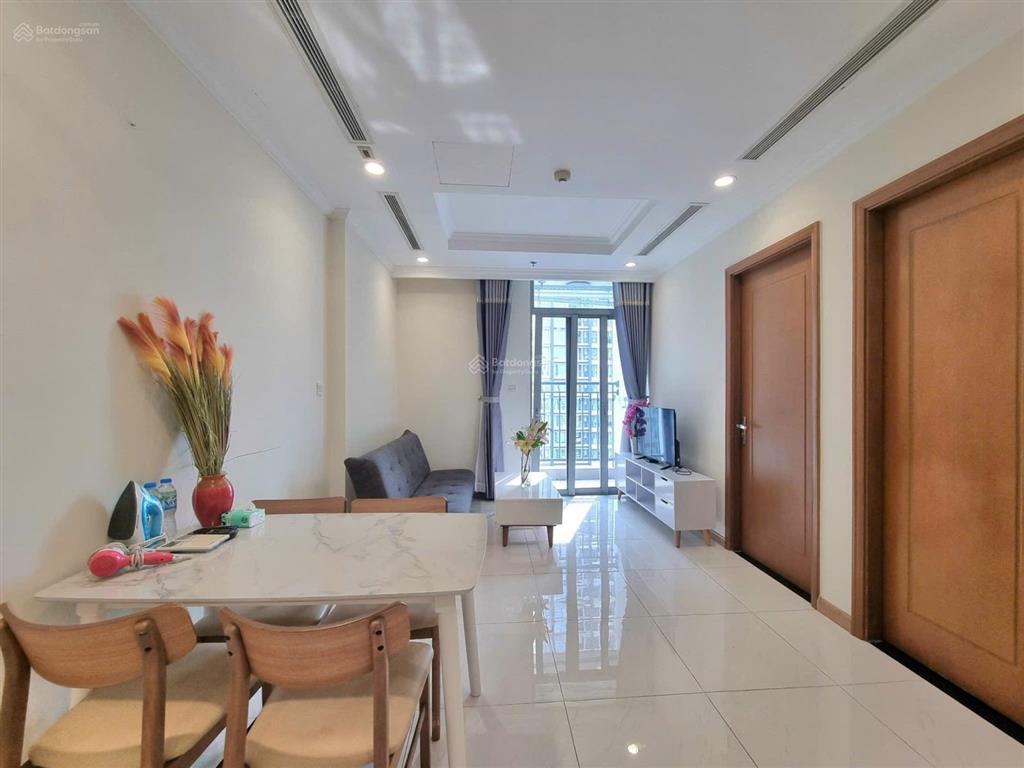 Cần bán 1pn ot tòa landmark 4  vinhomes central park