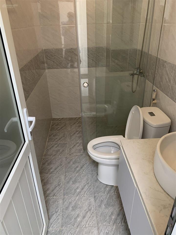 Bán nhà mega village khang điền , dt 5x15m=75m2 nhà 1 trệt 2 lầu giá 7.9 tỷ