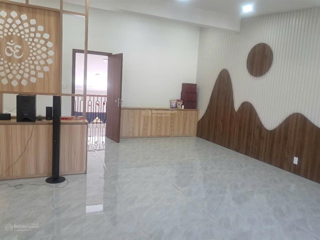 Cho thuê nhà nguyên căn mặt tiền phạm như xương 12 triệu/tháng full nội thất mới