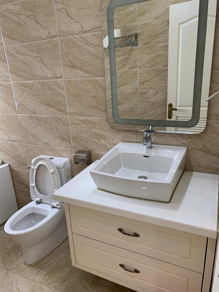 Cho thuê nhà biệt thự 8x18= 144m2 melosa garden khang điền 4pn, 4wc giá 24 triệu/tháng 0902 442 ***