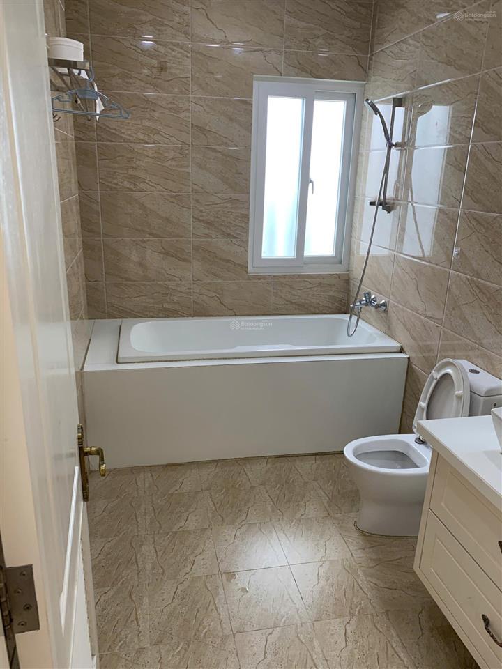 Cho thuê nhà biệt thự 8x18= 144m2 melosa garden khang điền 4pn, 4wc giá 24 triệu/tháng 0902 442 ***