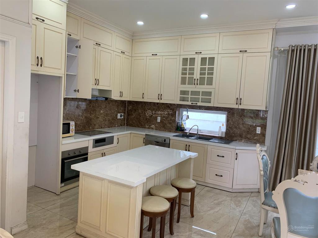 Cho thuê nhà biệt thự 8x18= 144m2 melosa garden khang điền 4pn, 4wc giá 24 triệu/tháng 0902 442 ***