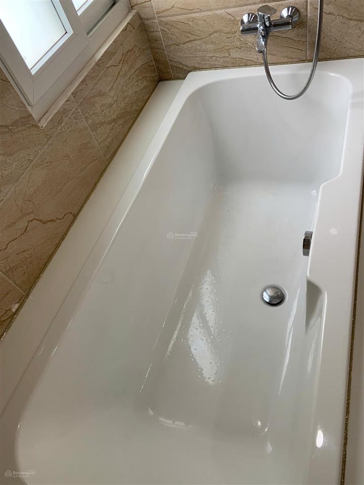 Cho thuê nhà biệt thự 8x18= 144m2 melosa garden khang điền 4pn, 4wc giá 24 triệu/tháng 0902 442 ***