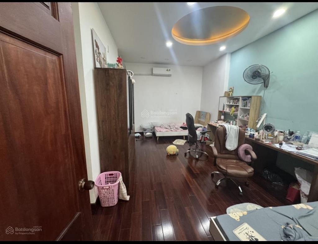 Bán nhà khu vip k300 đường ngang phan bá phiến khu vip còn sót lại.