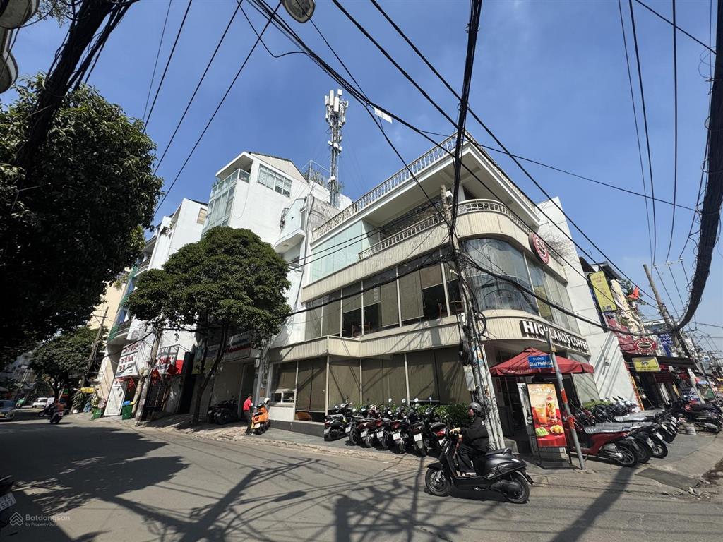 Bán nhà mặt tiền đường c18, 10m x 20m khu vip k300, phường 12, quận tân bình siêu hiếm.