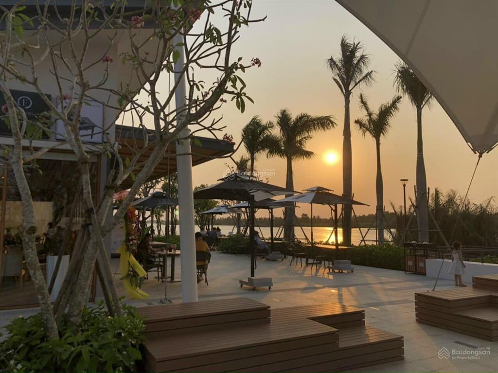 Biệt thự đơn lập 225m2, trục đường lớn, view công viên, giá gốc cđt, compound, cách pmh 35 phút