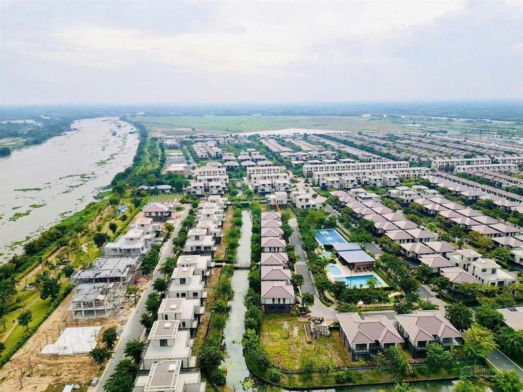 Biệt thự đơn lập 520m2 view thoáng, sát sông, giá 33tr/m2 kế công viên, compound, cách pmh 35p