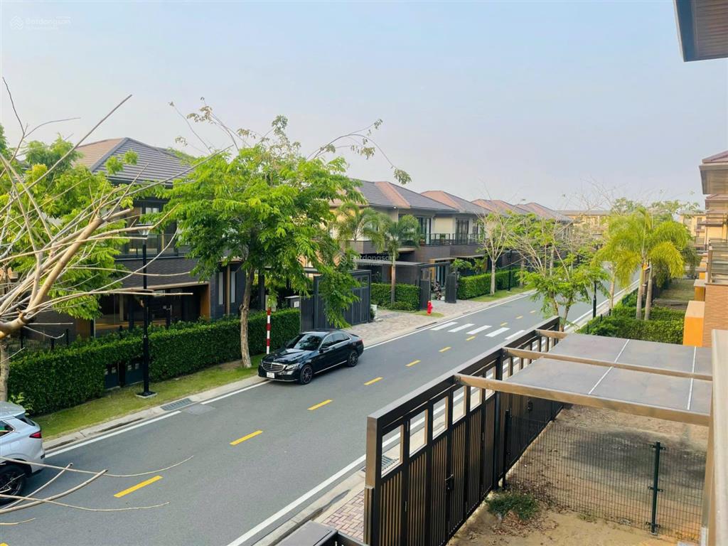 Kẹt tiền bán gấp căn biệt thự đơn lập waterpoint 300m2 thoáng, kế công viên, cách phú mỹ hưng 35p