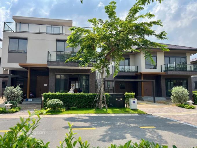 Kẹt tiền bán gấp căn biệt thự đơn lập waterpoint 300m2 thoáng, kế công viên, cách phú mỹ hưng 35p
