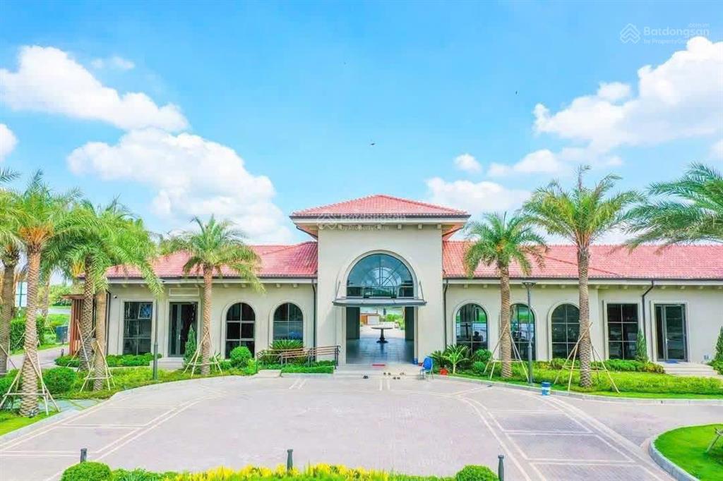 Mở bán biệt thự the pearl 256m2  thanh toán 36 tháng, ck 12%, vị trí ven sông, cách pmh chỉ 35p
