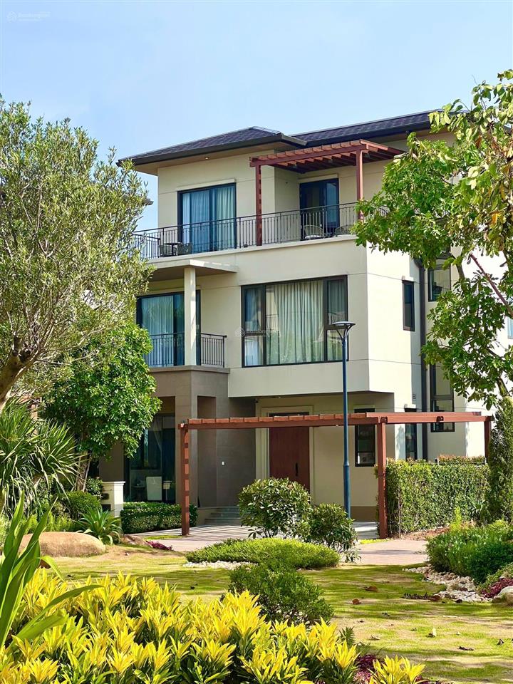 Mở bán biệt thự the pearl 256m2  thanh toán 36 tháng, ck 12%, vị trí ven sông, cách pmh chỉ 35p