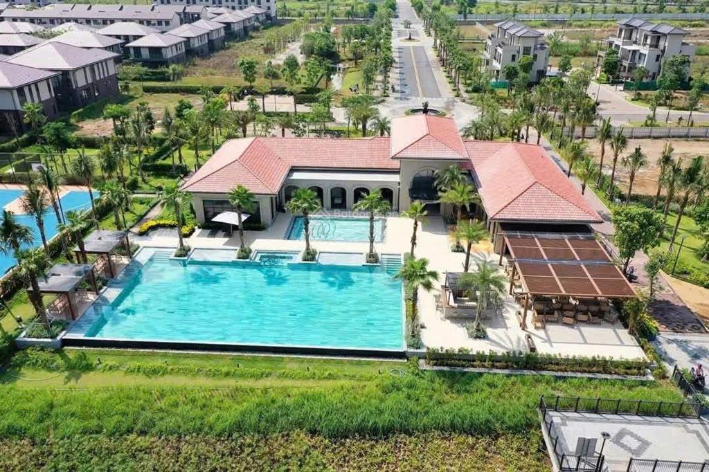Mở bán biệt thự the pearl 256m2  thanh toán 36 tháng, ck 12%, vị trí ven sông, cách pmh chỉ 35p