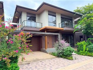 Cần tiền bán gấp biệt thự 262m2 view công viên thoáng mát, compound, sổ hồng, cách phú mỹ hưng 35p