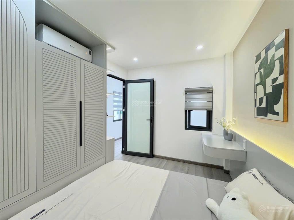 Cho thuê nhà 3 tầng kiệt ô tô hoàng diệu, nội thất đầy đủ.  xem nhà 0937 191 ***