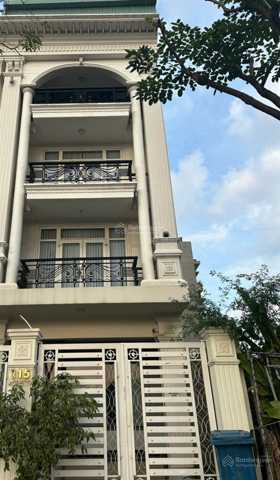 Bán gấp nhà mt đường đồng văn cống ngay chung cư cbd giá 30 tỷ