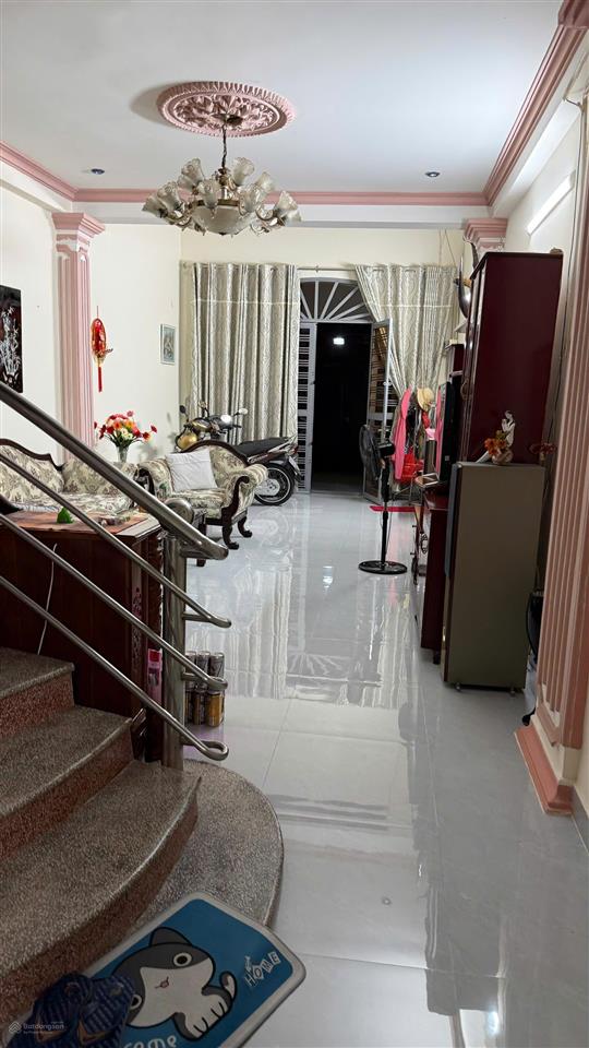 Cho thuê căn nhà phố hẻm ô tô 6m đường lê văn lương quận 7