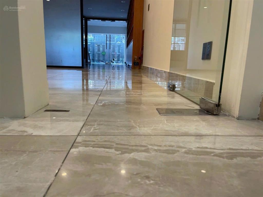 Bán nhà mt 6x20m. 1 hầm,1 t,3 lầu, st. đ 65 tân quy đông , p tân phong, q 7. giá36tỷ.0938 888 ***