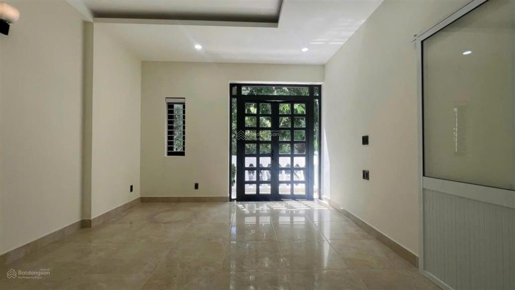 Bán nhà mt 6x20m. 1 hầm,1 t,3 lầu, st. đ 65 tân quy đông , p tân phong, q 7. giá36tỷ.0938 888 ***