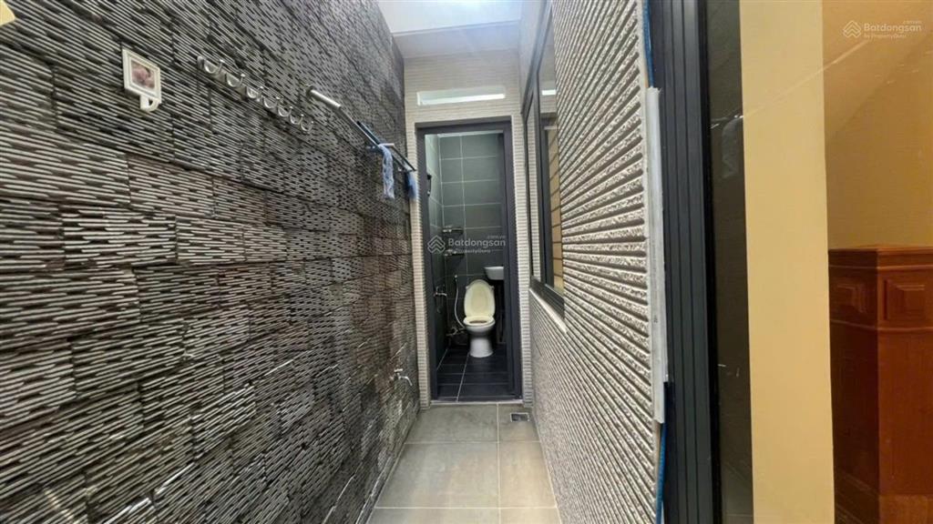 Bán nhà mt 6x20m. 1 hầm,1 t,3 lầu, st. đ 65 tân quy đông , p tân phong, q 7. giá36tỷ.0938 888 ***