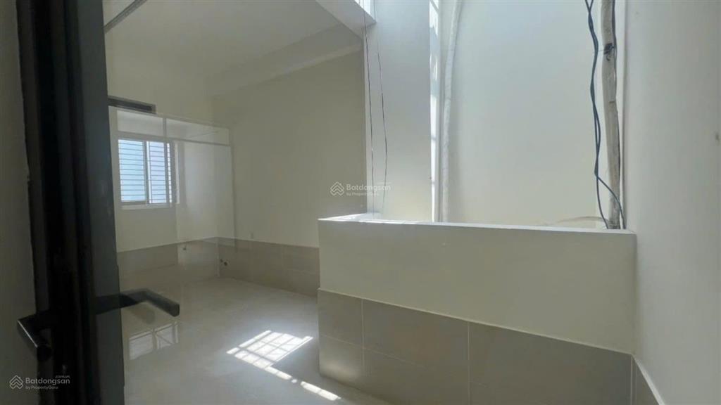 Bán nhà mt 6x20m. 1 hầm,1 t,3 lầu, st. đ 65 tân quy đông , p tân phong, q 7. giá36tỷ.0938 888 ***