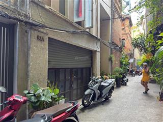 Bán gấp nhà lô nhì 7.2x11m. 1 trệt ,3 lầu đường võ văn tần,p6,q3.giá 21.5 tỷ(tl).0938 888 ***