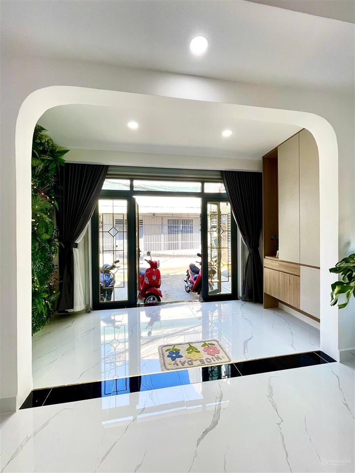 Bán nhà hẻm xe hơi 5x11,5 m. 1 trệt, 1 lầu. đ phú thọ hòa ,p phú thọ hòa, tân phú . giá 7,8 tỷ(tl)