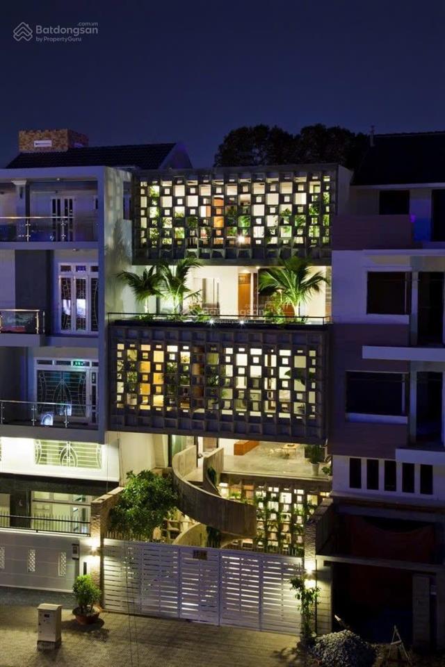 Nhà mặt phố 94 nguyễn ngọc phương, 63 tỷ, 140m2, uy tín hot!