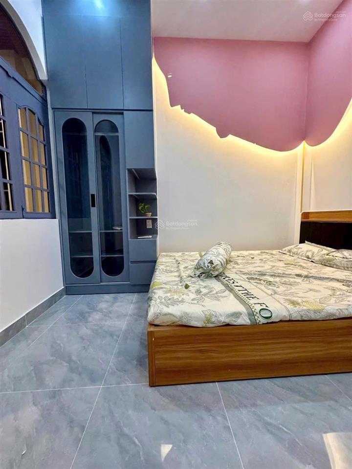 Bán nhà riêng tại 149/2/4 nguyễn văn công, 5,68 tỷ, 33m2, giá siêu hời