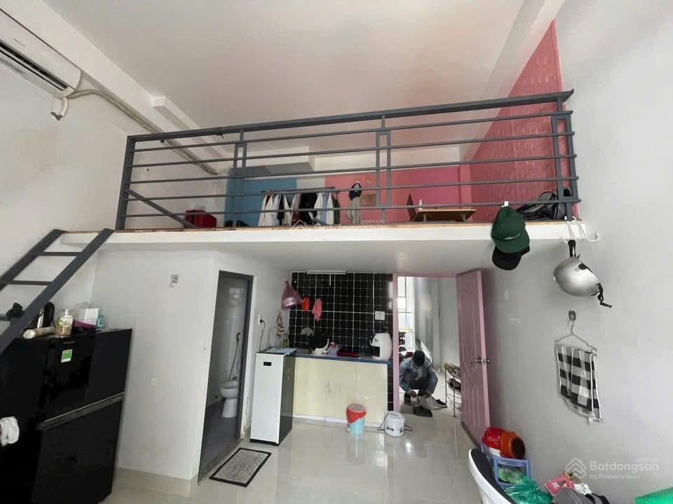 Bán chdv 4tầng 8phong 85m2 man thiện q9