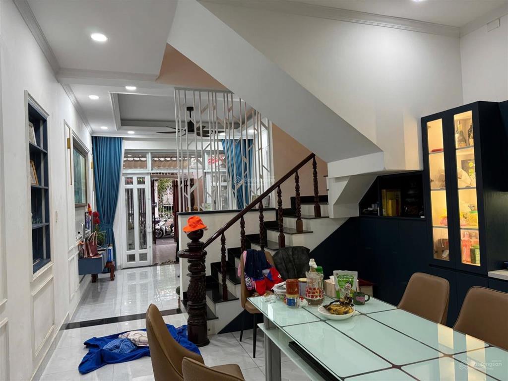 Nhà 1tr2lâu  đỗ xuân hợp  xe hơi đỗ cửa  gần nt bình thái  khu vip plb.