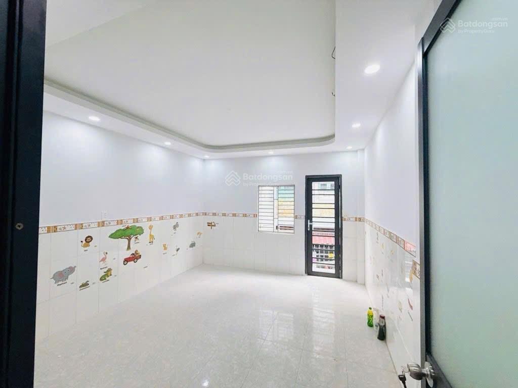 Chủ đang cần bán nhà 2tầng chỉ 3.950 vừa ở vừa cho thuê
