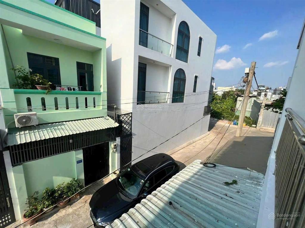 Nhà 2 tầng 2pn giá 3tỷ9/52m2 2pn gần kdt vin quận 9