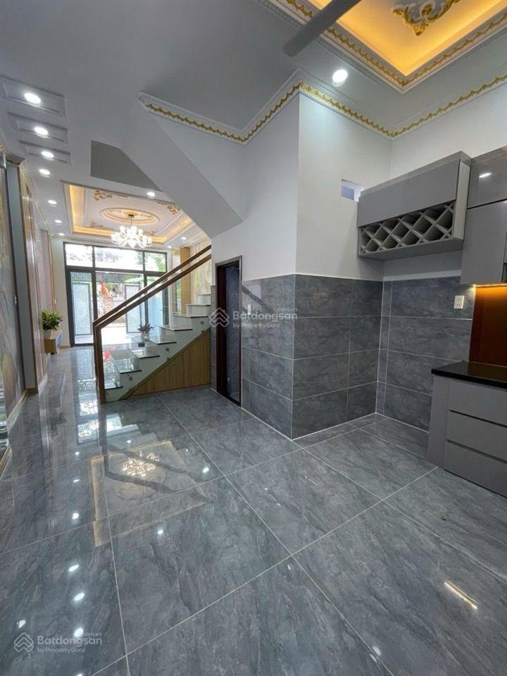 Chỉ 6.99ty nhà 4tầng xe hơi ngủ trong nhà đường lò lu q9