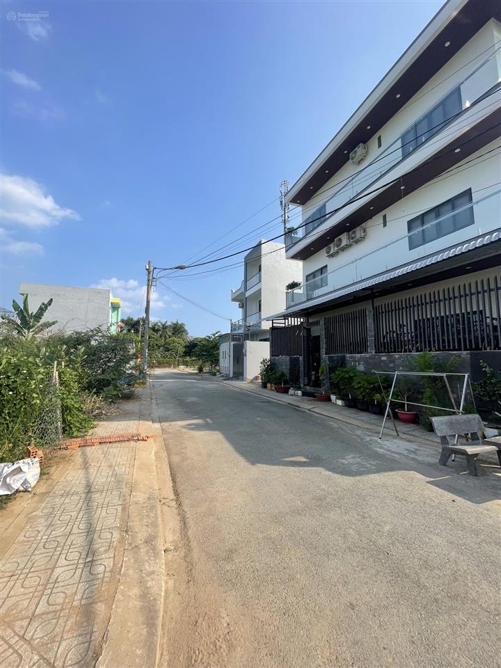 Lô đất 52m2 vuông đường xe hơi long phước quận 9