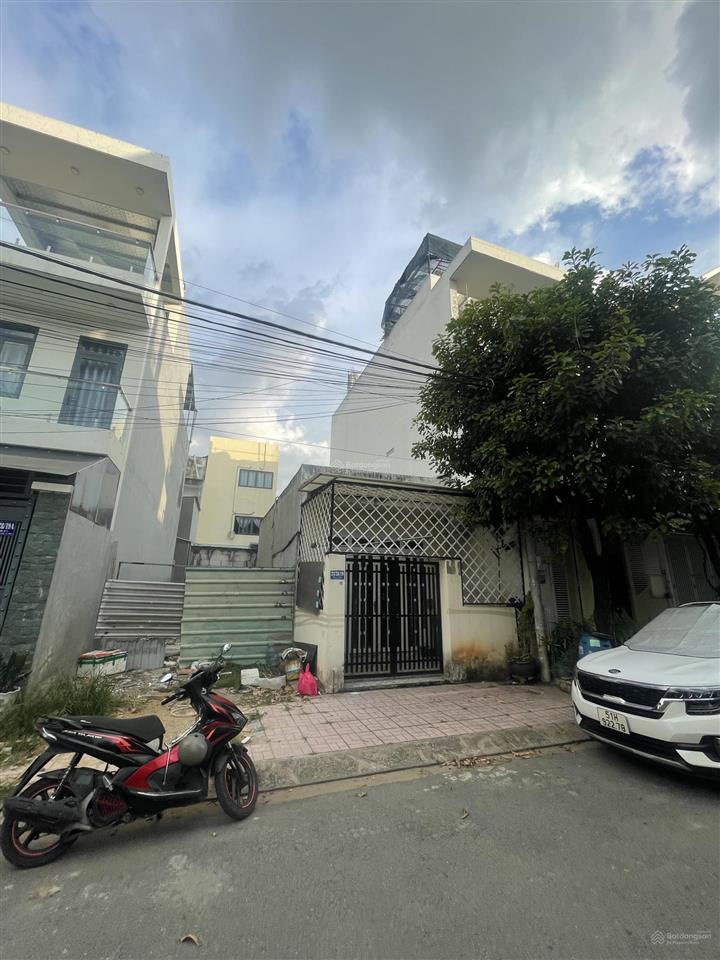 (4.5 tỷ) dt 67m2 hxh trục lê văn việt p.tân phú q9