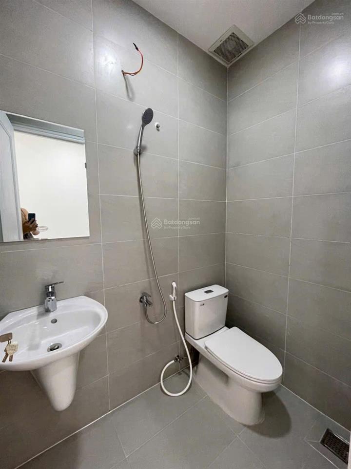 Cho thuê chdv tầng 2 chỉ 3,4tr/1th ngay gần chợ phước bình q9
