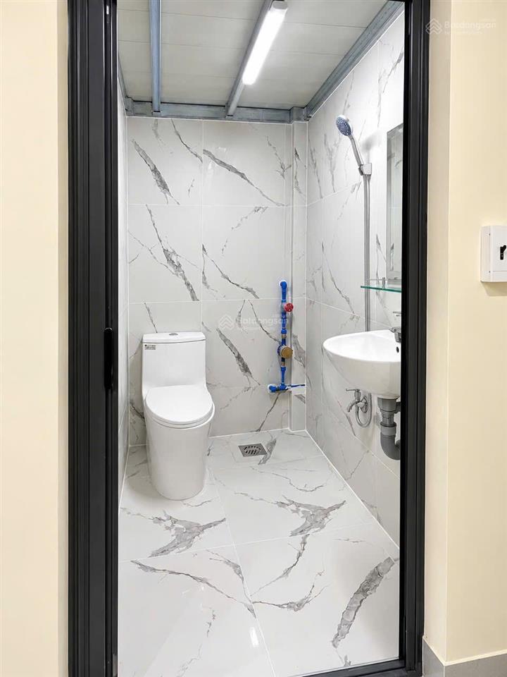 Cho thuê chdv 4.5tr khu đường tây hoà  xn q9