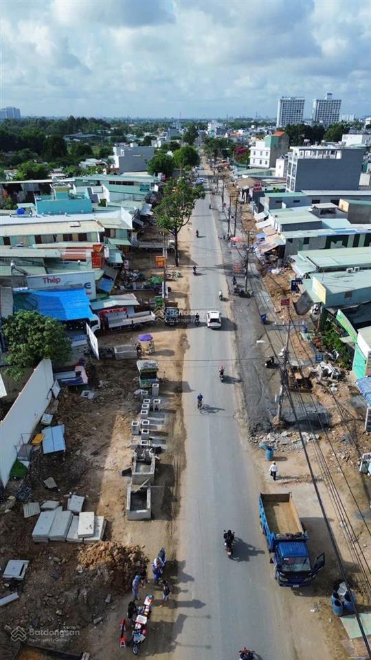 Bán nền đất mặt tiền đường lã xuân oai q9 (cũ) đường đang làm 30m chỉ 13,8 tỷ