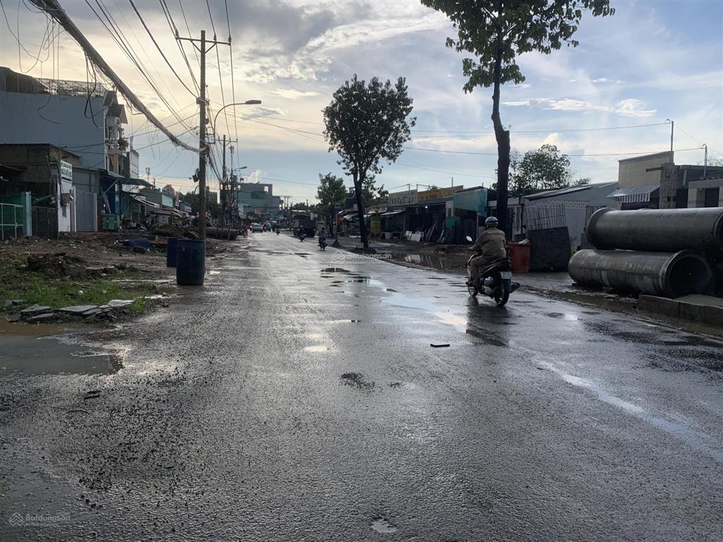 Bán nền đất mặt tiền đường lã xuân oai q9 (cũ) đường đang làm 30m chỉ 13,8 tỷ