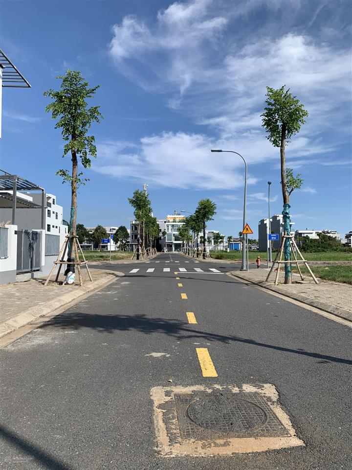 Giá hời kđt đông tăng long nền nhà phố 105m chỉ 6,7ty
