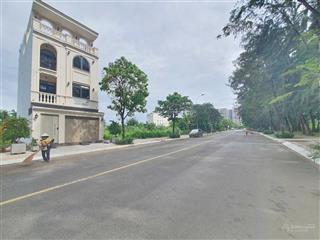 Bán nền đất 6x18 đường liên phường kế global city chỉ 8 tỷ 6 gấp gấp