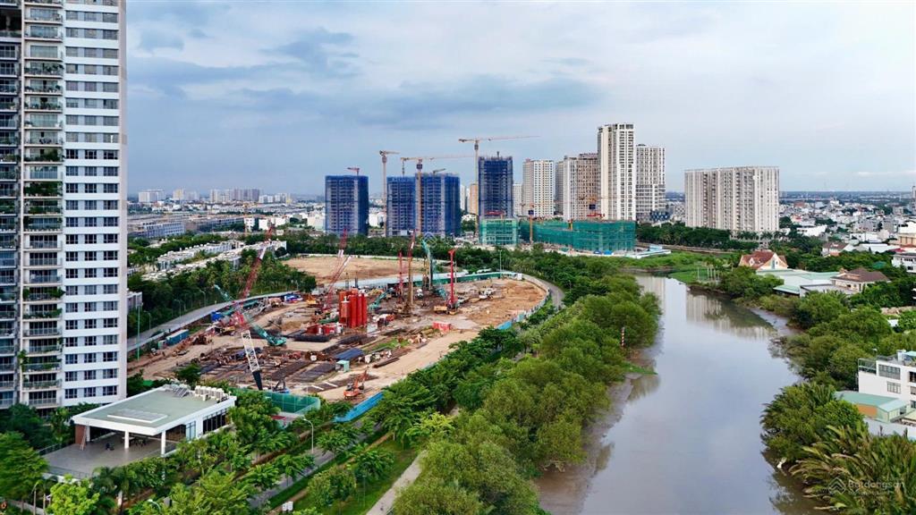 Bán căn hộ hạng sang palm city khu đô thị nghĩ dưỡng giữa lòng sg(quận 2),46căn/sàn,chỗ đậu xe11