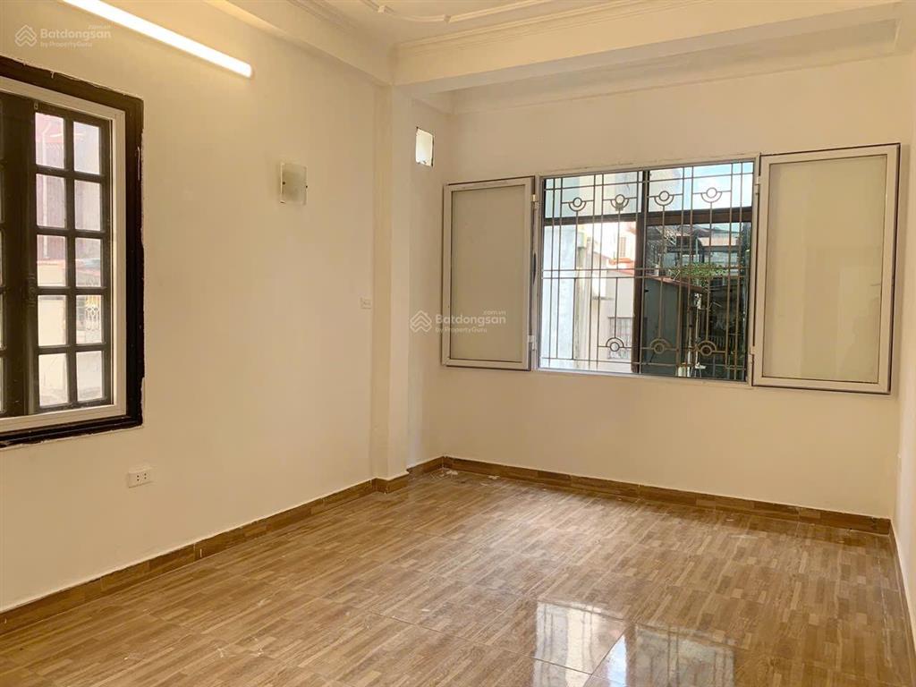 Cho thuê nhà riêng mới tại ngõ 5 láng hạ, đống đa. gần trường thcs nguyễn trường tộ, ô tô đỗ cửa