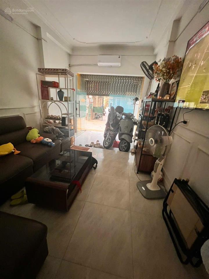 Cho thuê nhà riêng mới tại ngõ 5 láng hạ, đống đa. gần trường thcs nguyễn trường tộ, ô tô đỗ cửa