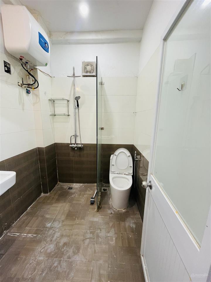 Cho thuê nhà riêng mới tại ngõ 5 láng hạ, đống đa. gần trường thcs nguyễn trường tộ, oto đỗ cửa