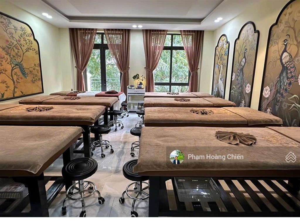 Cho thuê shophouse làm spa 5x20m giá 35 triệu hoàn thiện cơ bản, có thang máy, 1 trệt 1 lửng 3 lầu