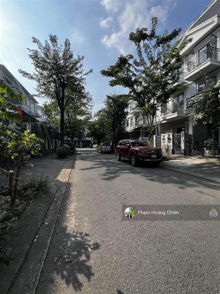 Chỉ 33 tr/ tháng nhà phố góc dt 7x20m 1 trệt 3 lầu, lakeview city, full nội thất.  0907 110 ***