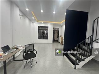 Bán gấp nhà phố lakeview city dt 5x20m hoàn thiện giá 20.5tỷ hđ mua bán nh cho vay  0907 110 ***