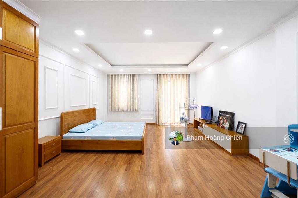 Bán nhà phố lakeview city, view công viên, giá 21 tỷ full nội thất, hợp đồng mua bán,  0907 110 ***