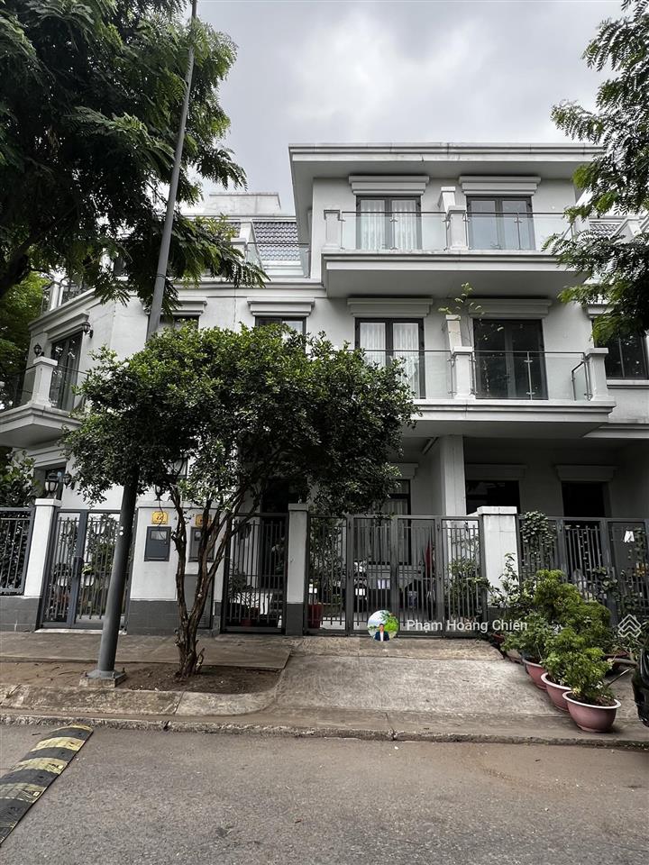 Bán gấp nhà phố lakeview city 5x20m 1 trệt 3 lầu, gần công viên, hồ bơi, giá 20.5tỷ  0907 110 ***